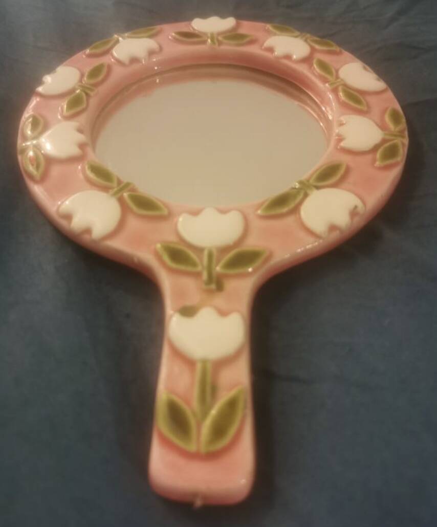 Tulip Mirror Mithe Espelt