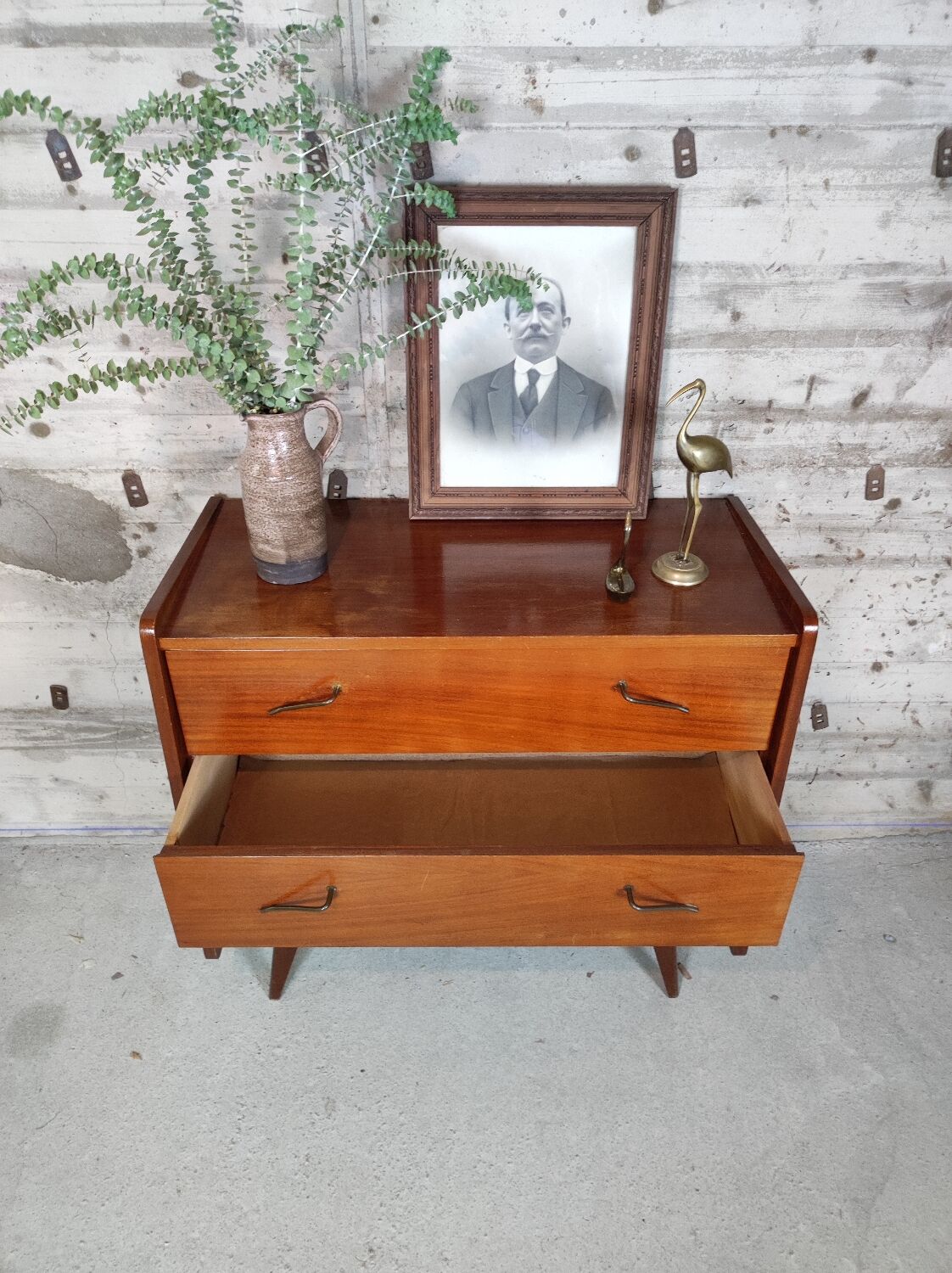 Vintage chest of drawers