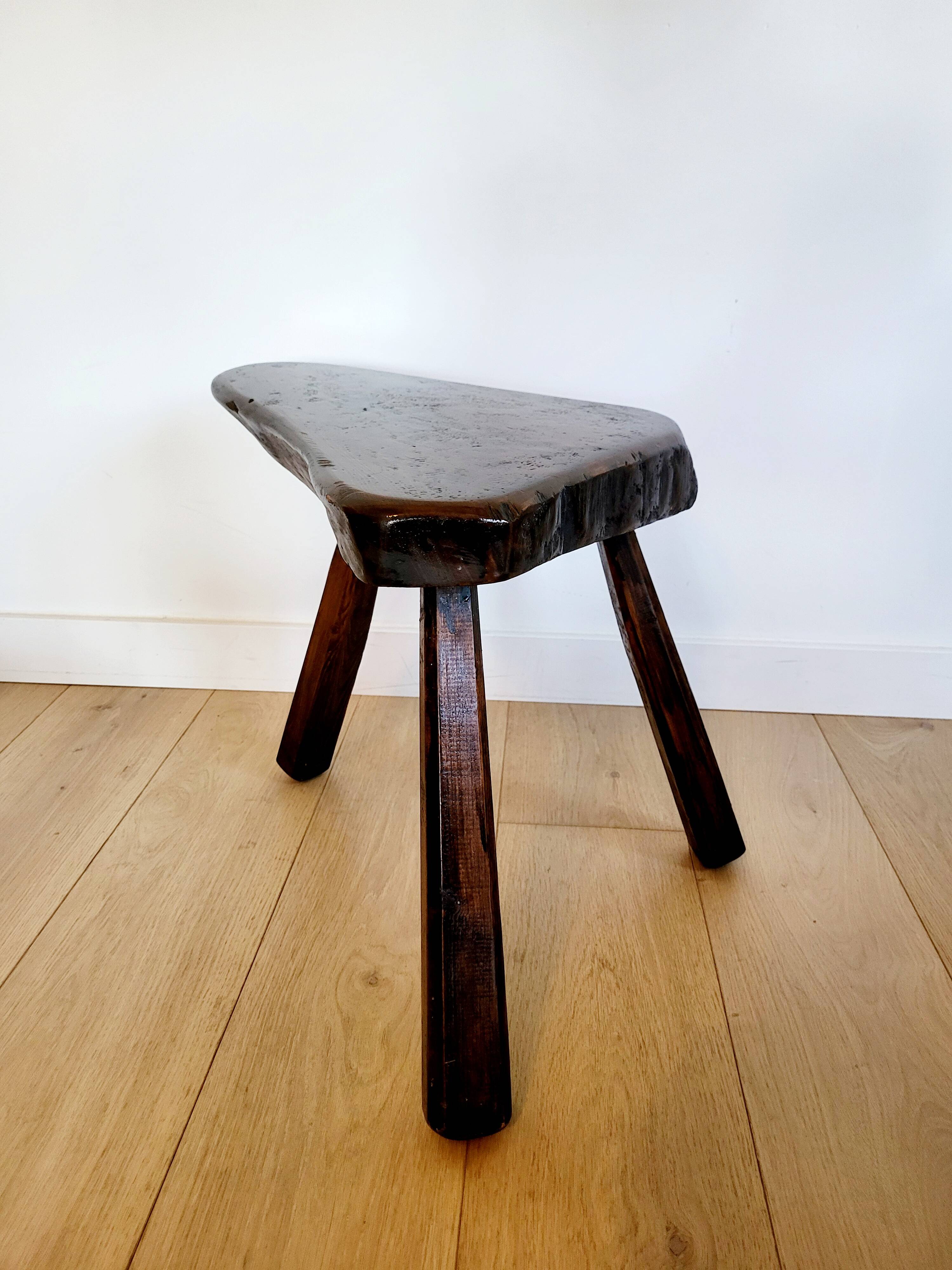 Table d'appoint ou banc en bois massif brut, style brutaliste, 1960