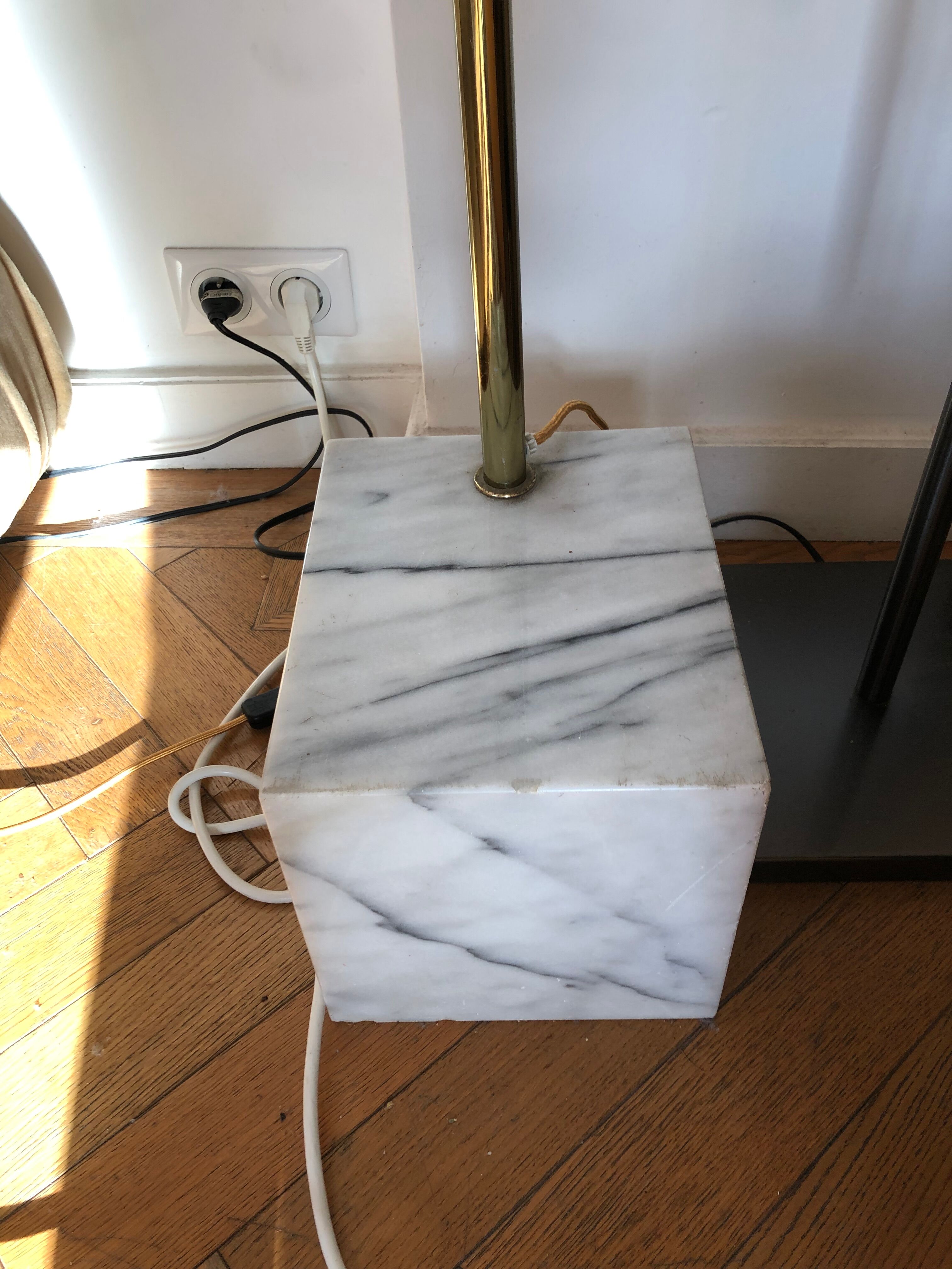 Arc floor lamp by Harvey Guzzini brass model