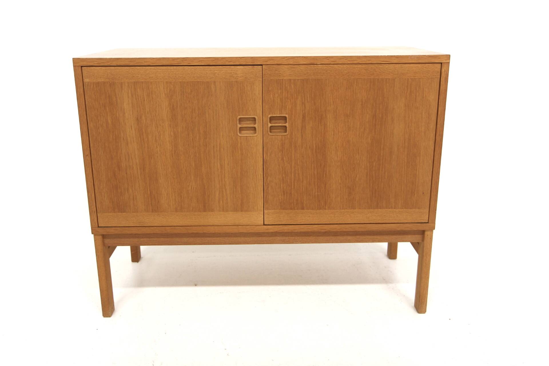 Scandinavian oak chest of drawers, Sweden, 1960
