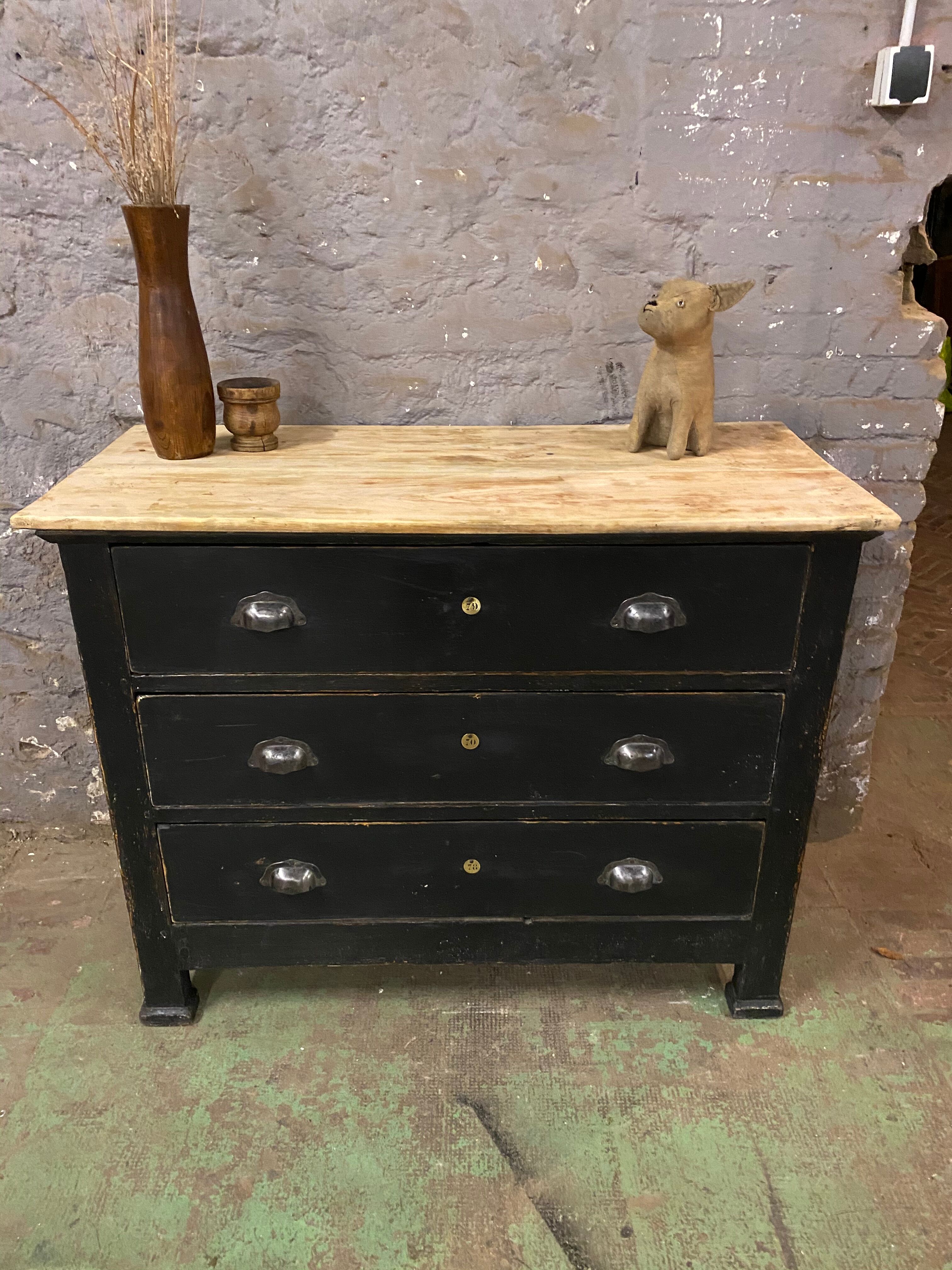 Old patinated old raw tray 1900