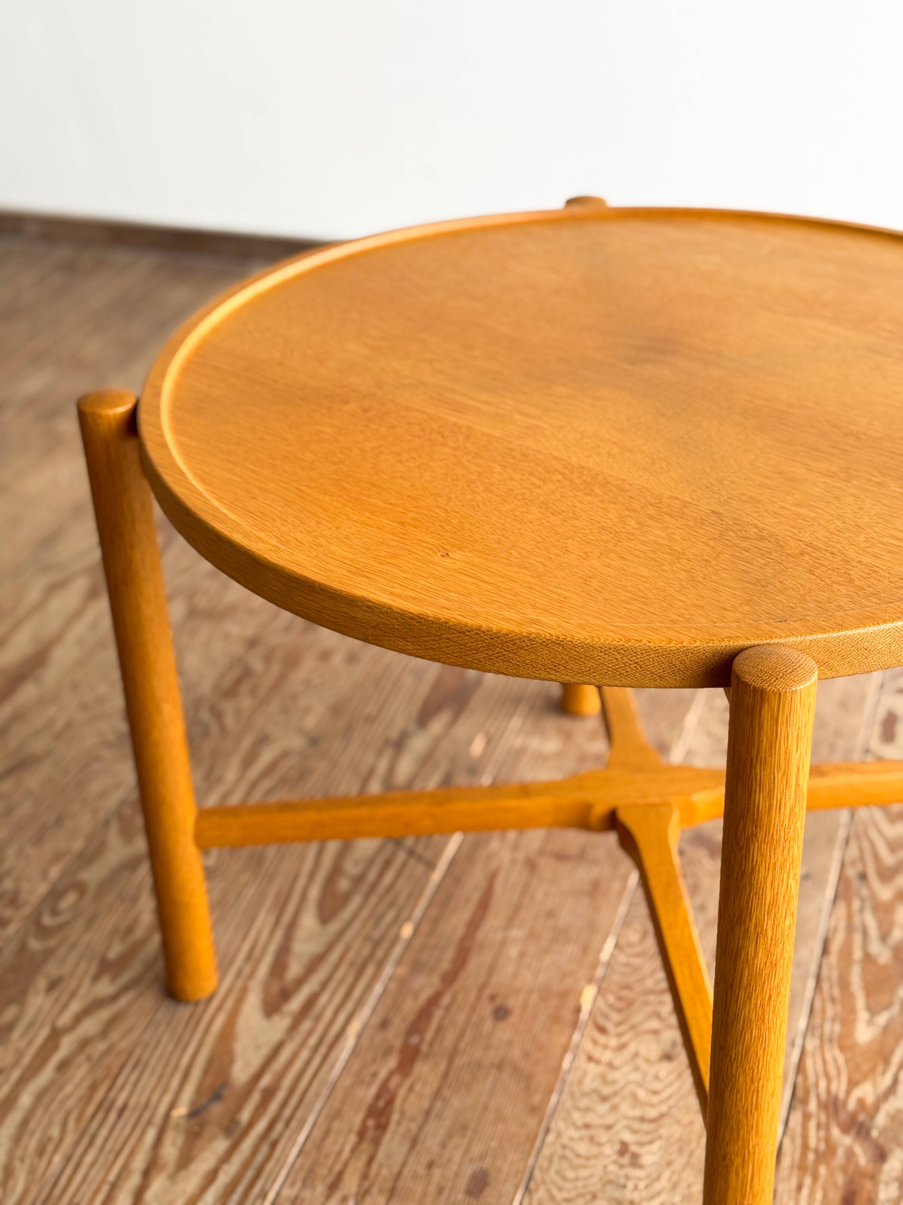 Coffee table by Hans Wegner AT35 in oak, Mid Century Design, Denmark