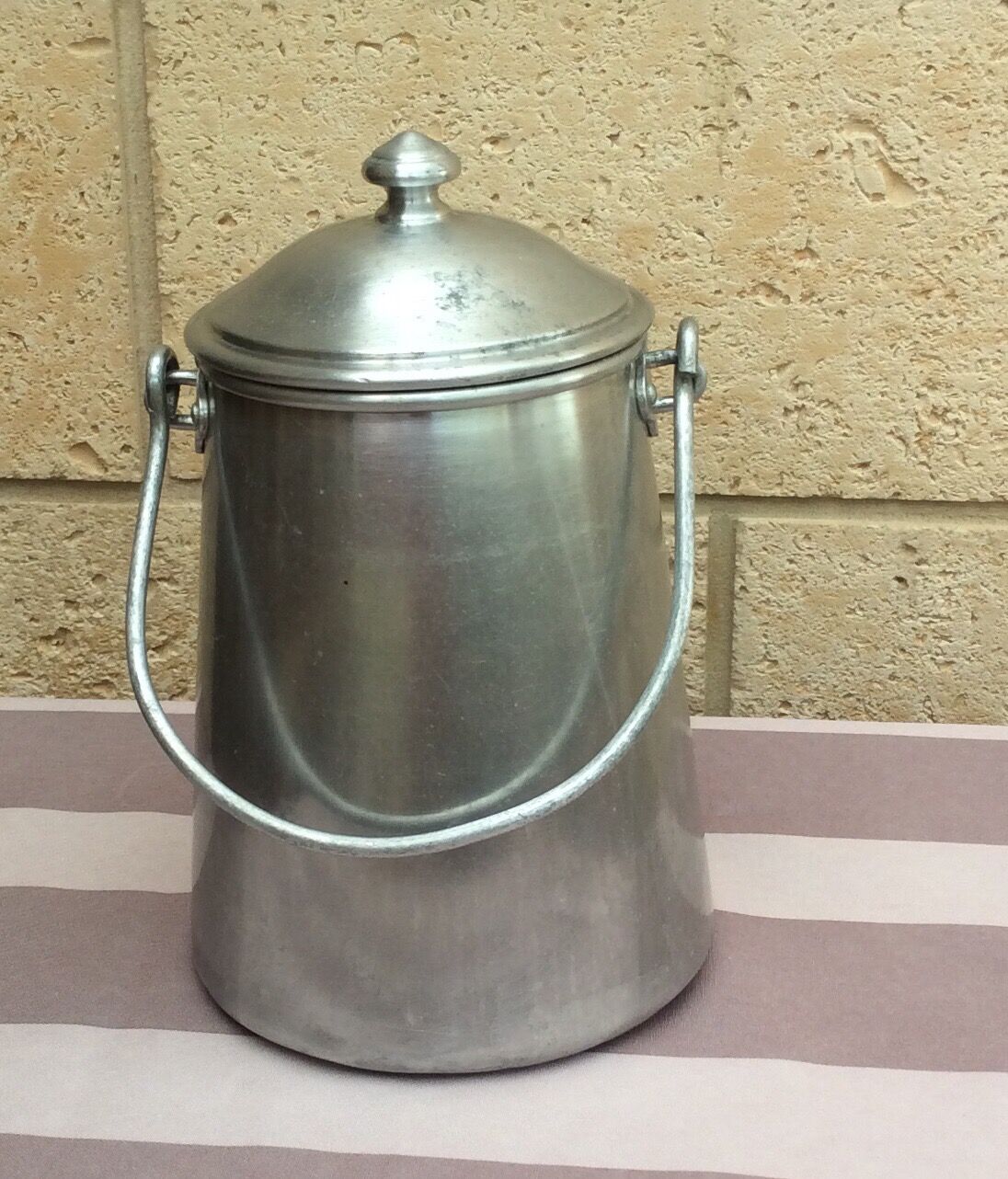 Old milk jar, aluminum cream tournus 1.5 l.