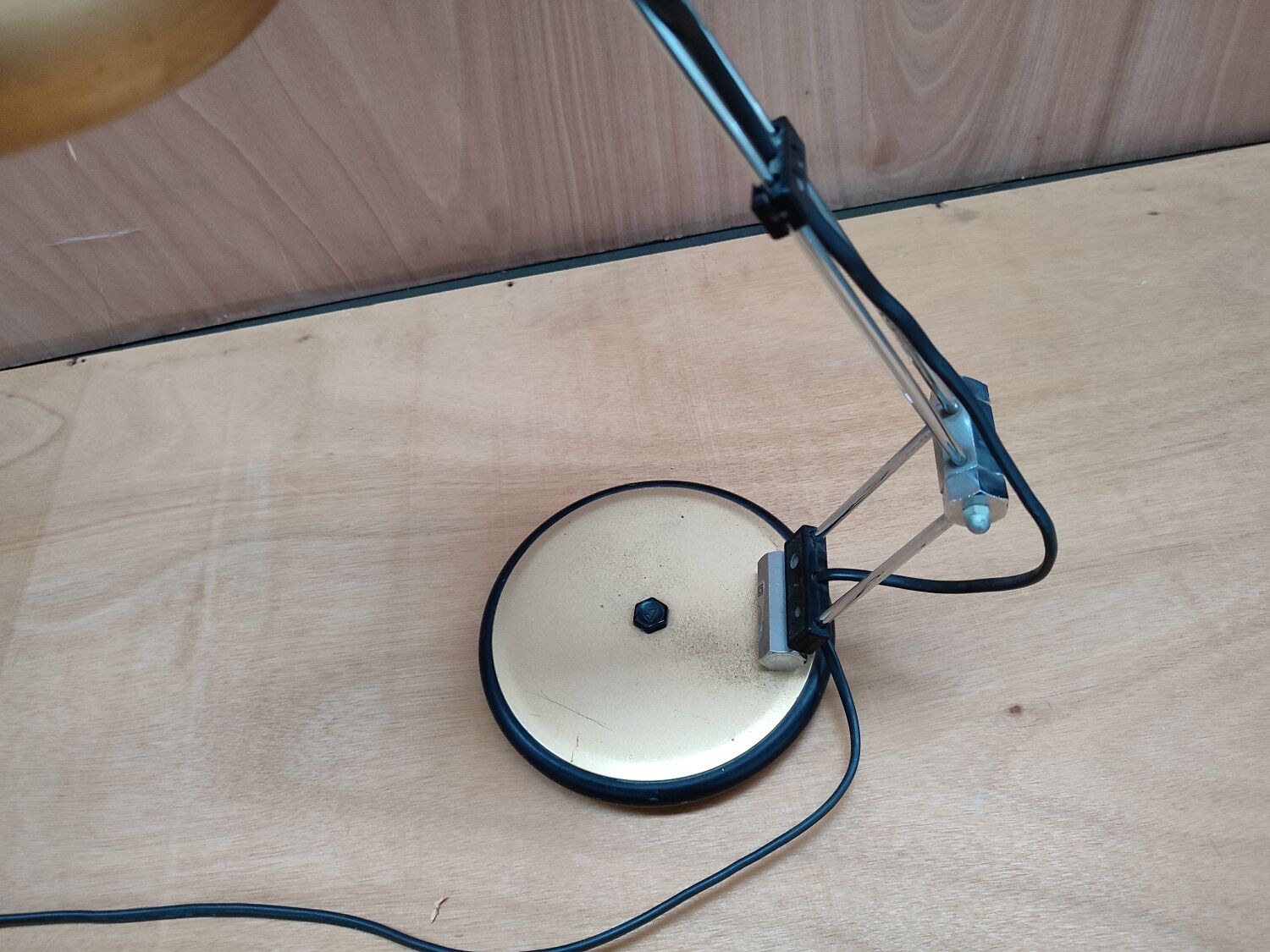 Vintage articulated desk lamp 1970