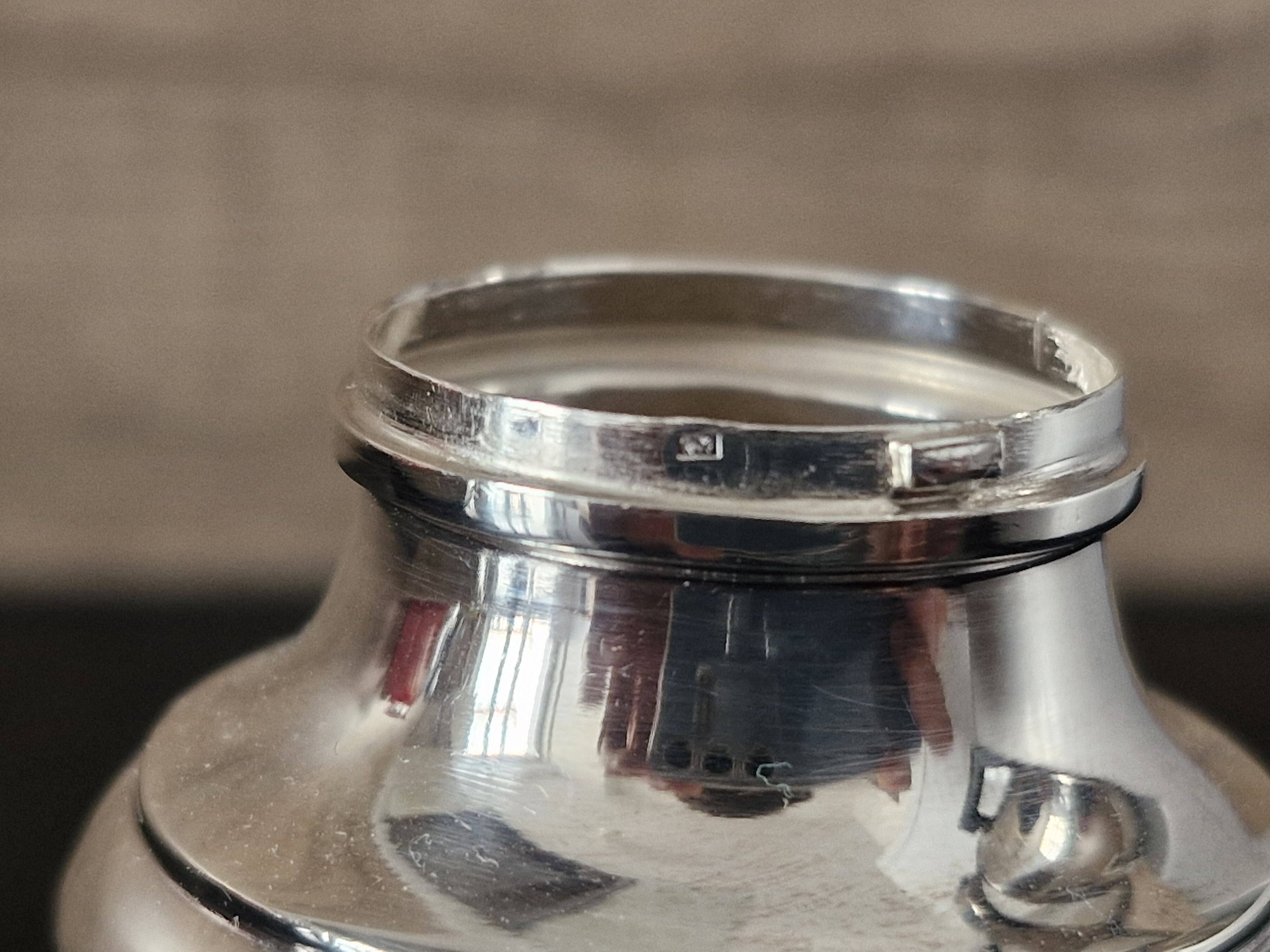 Silver salt cellar