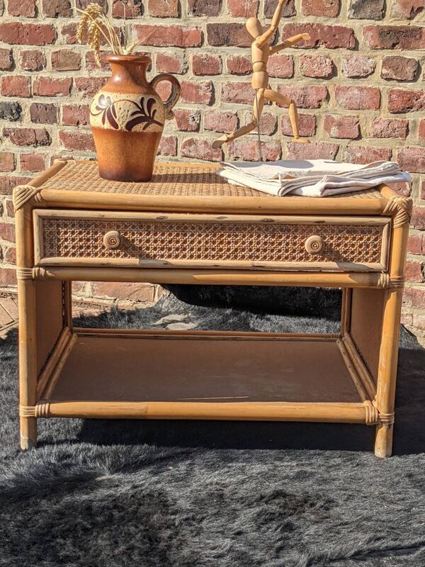 Meuble en cannage