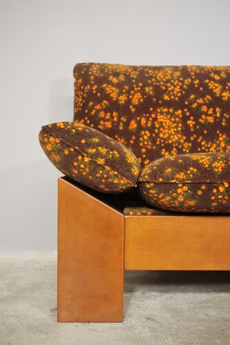 Sofa colored by Girgi, 1970
