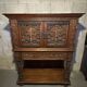 Buffet ancien en bois sculpté de style Renaissance, Henri II