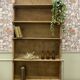 Wall shelf in oak