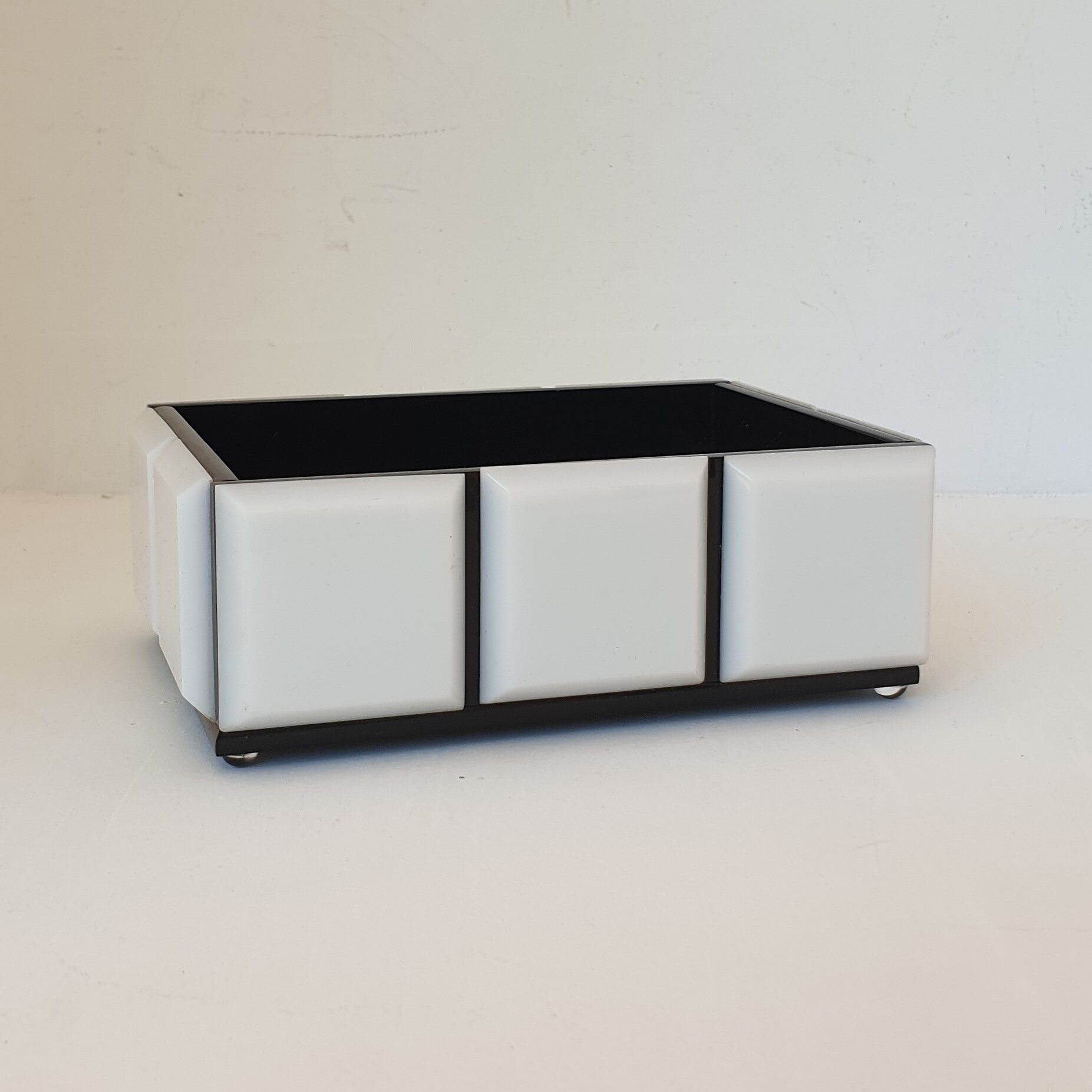 Art Deco black and white bakelite catchall