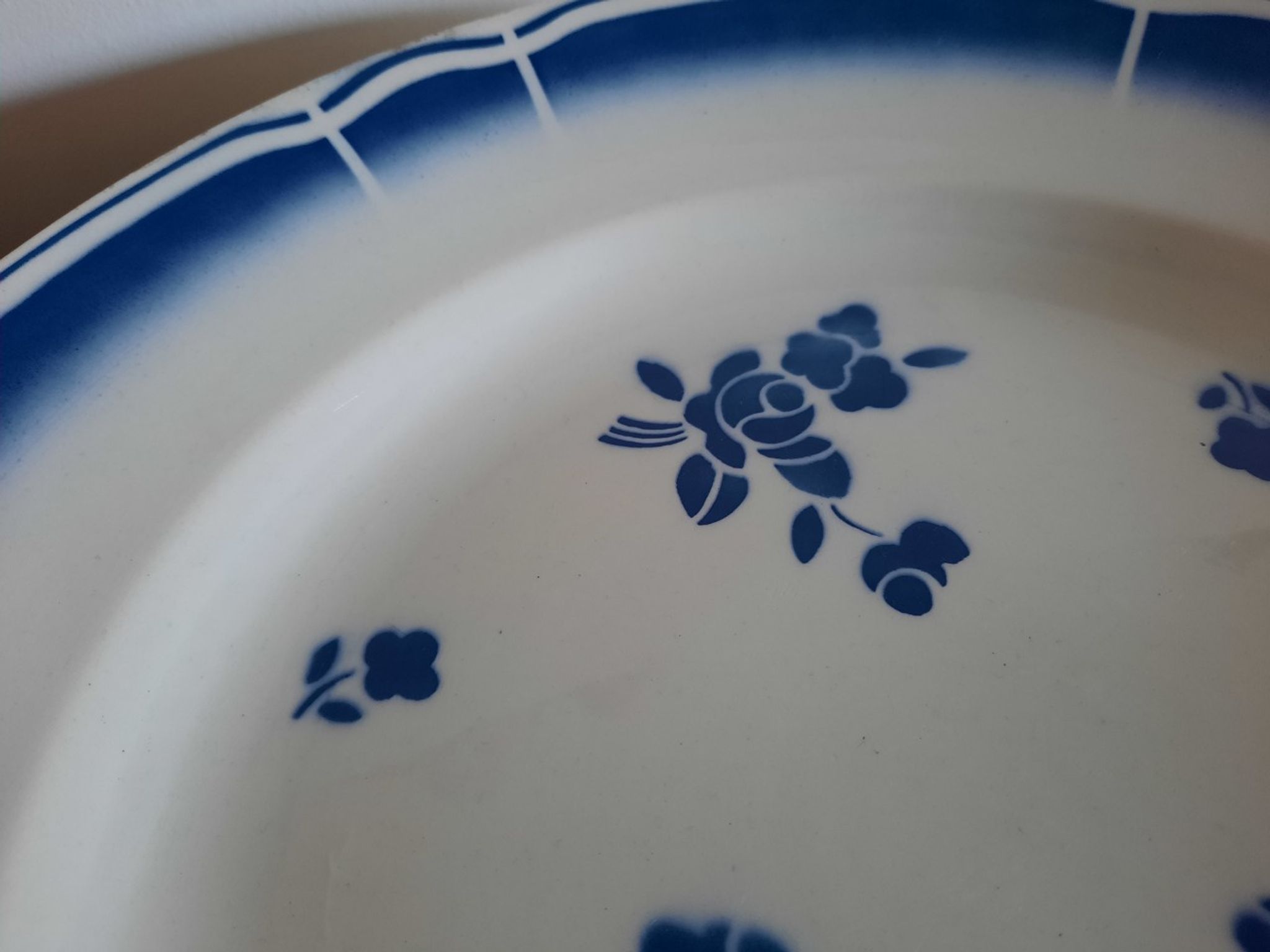 Serving dish