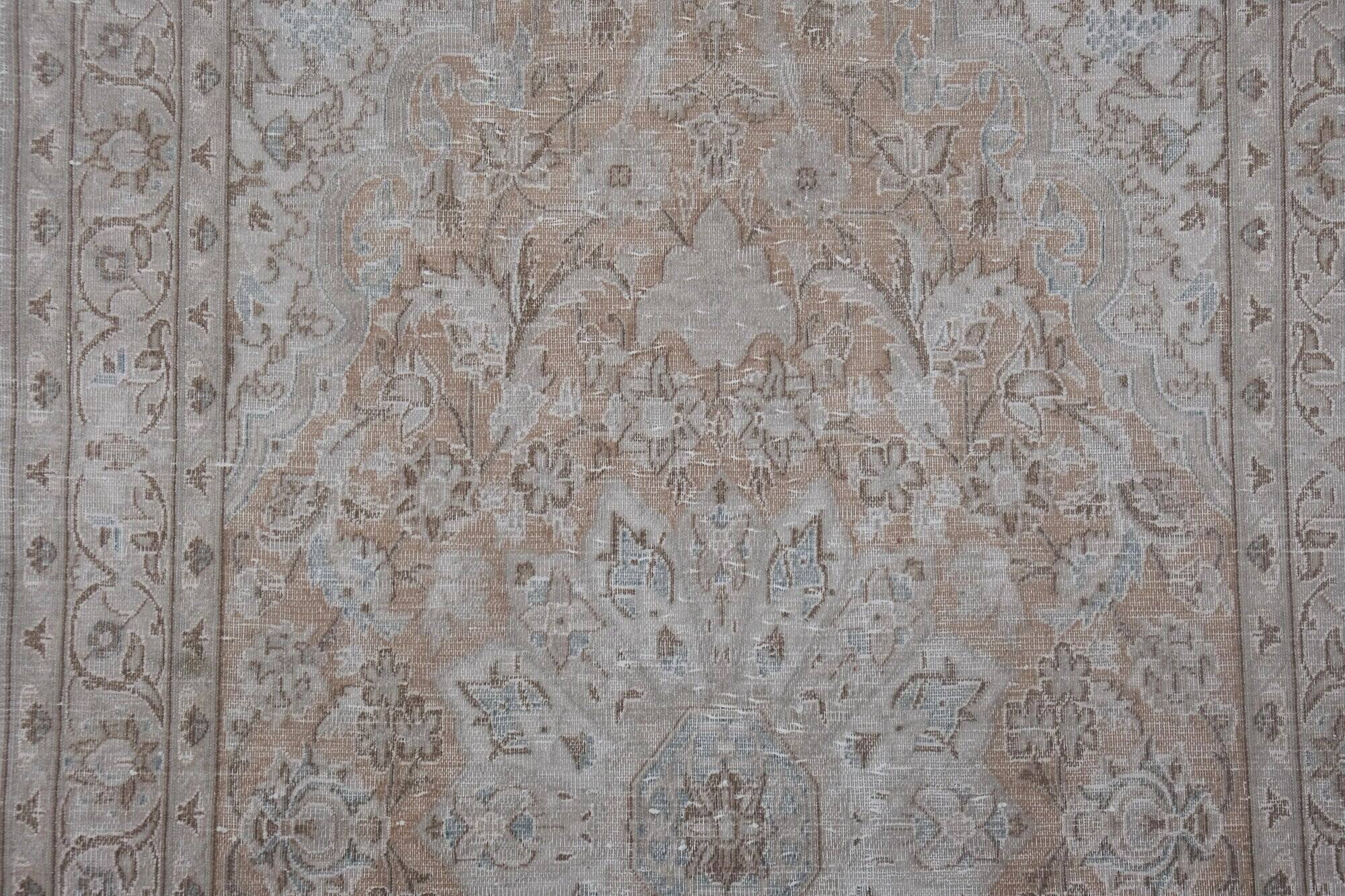 Vintage Turkish Oushak rug 115x203 cm