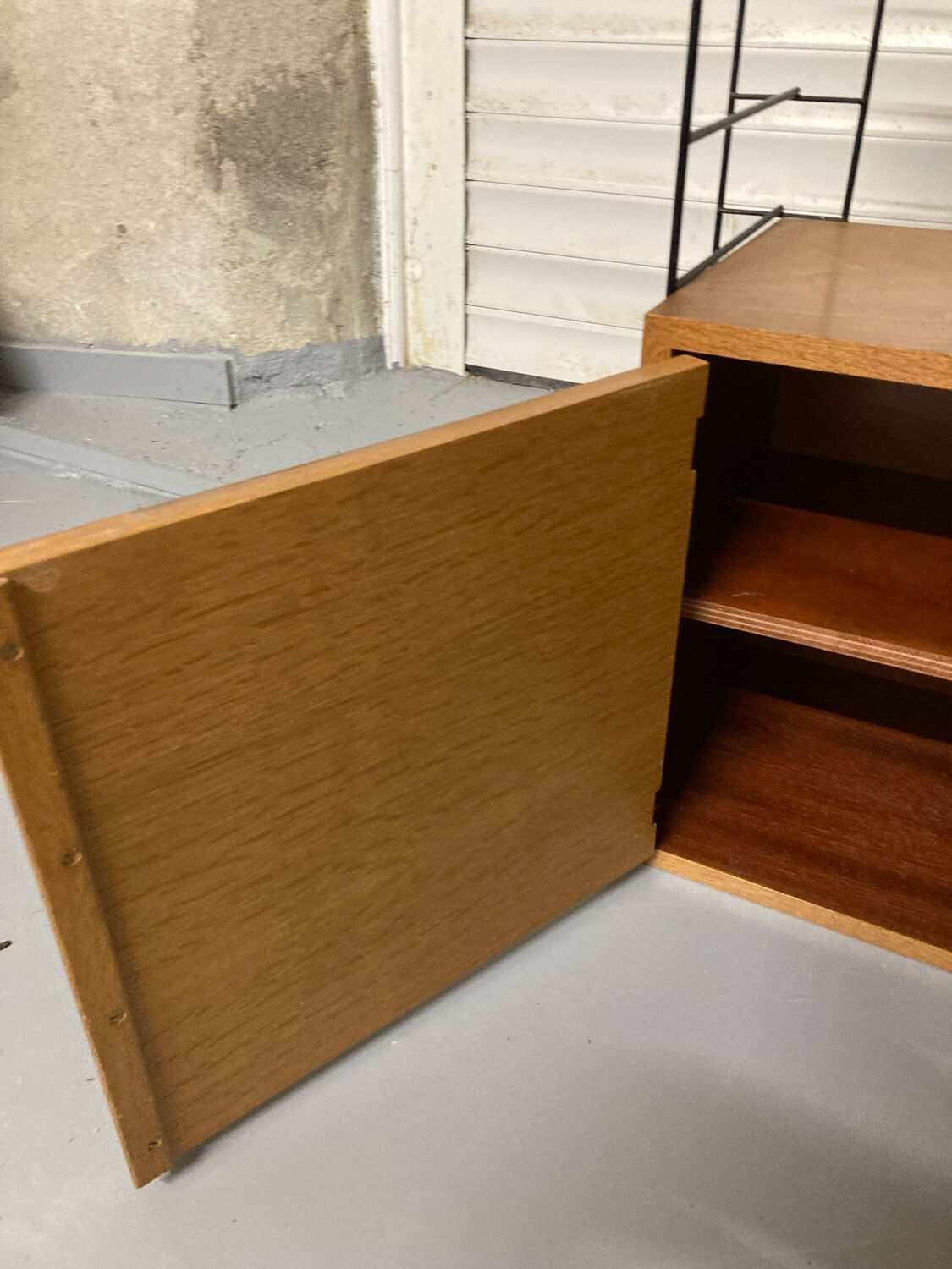 Vintage Alcora wall shelf system