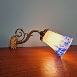 Wall light in gilded bronze and blue and white speckled glass