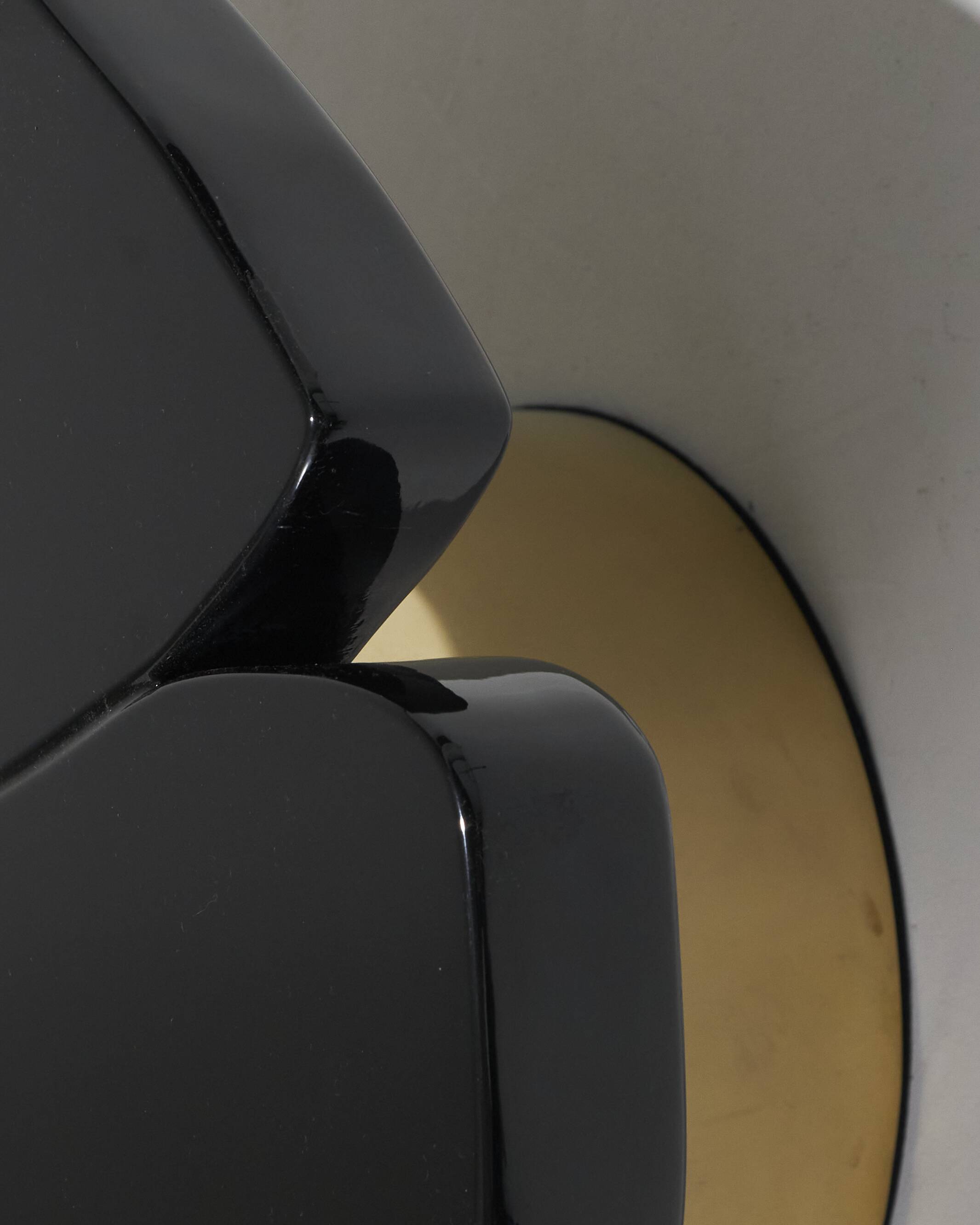 Table basse modèle "a" alma ébénistes