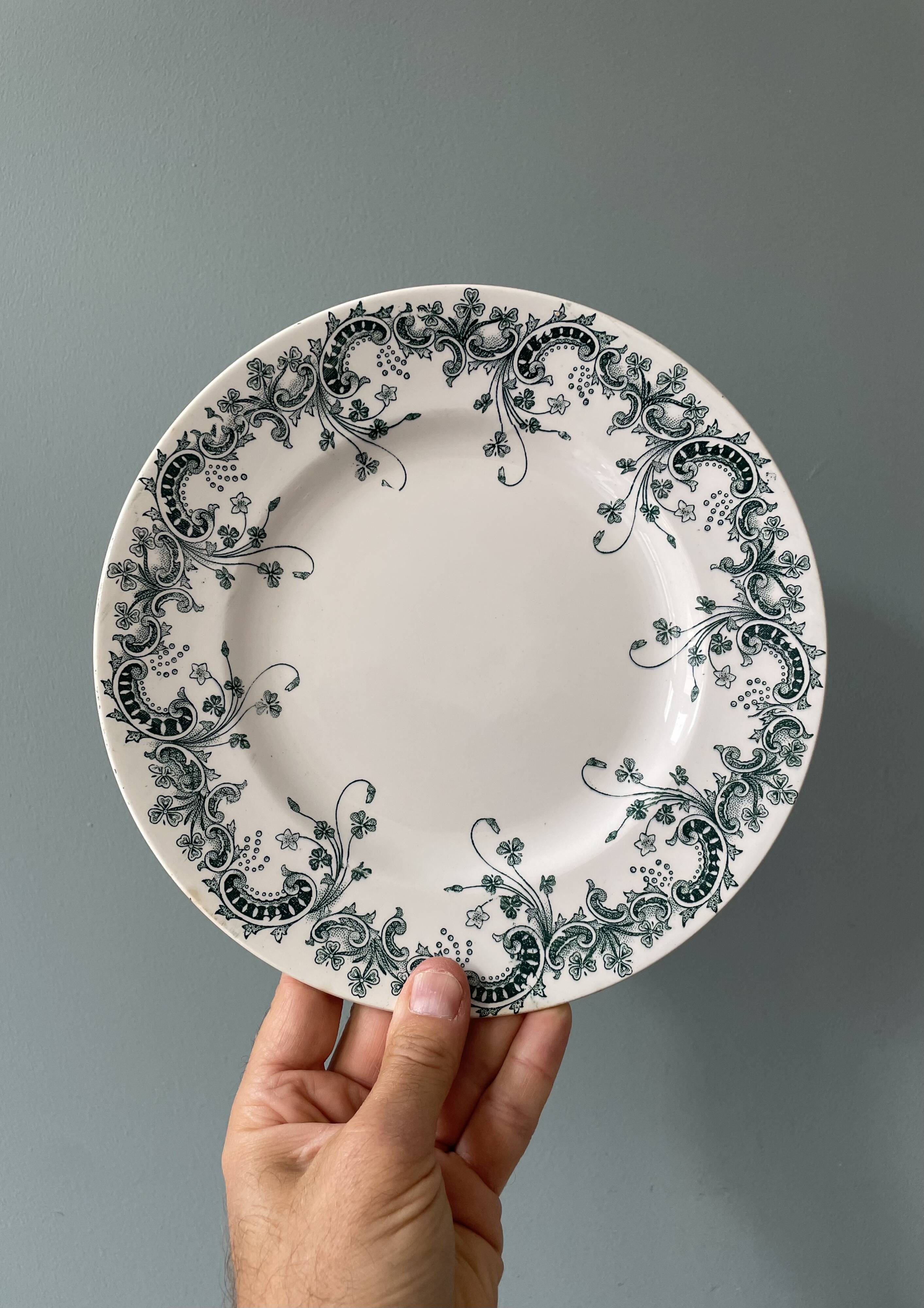 Set of 7 flat plates Terre de Fer St Amand and Hamage “Byzantine”