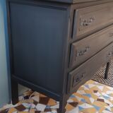 Dresser patinated in black
