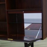 Omann Jun bookcase