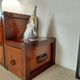 Step ladder side table in cherry wood and brass - Roche Bobois
