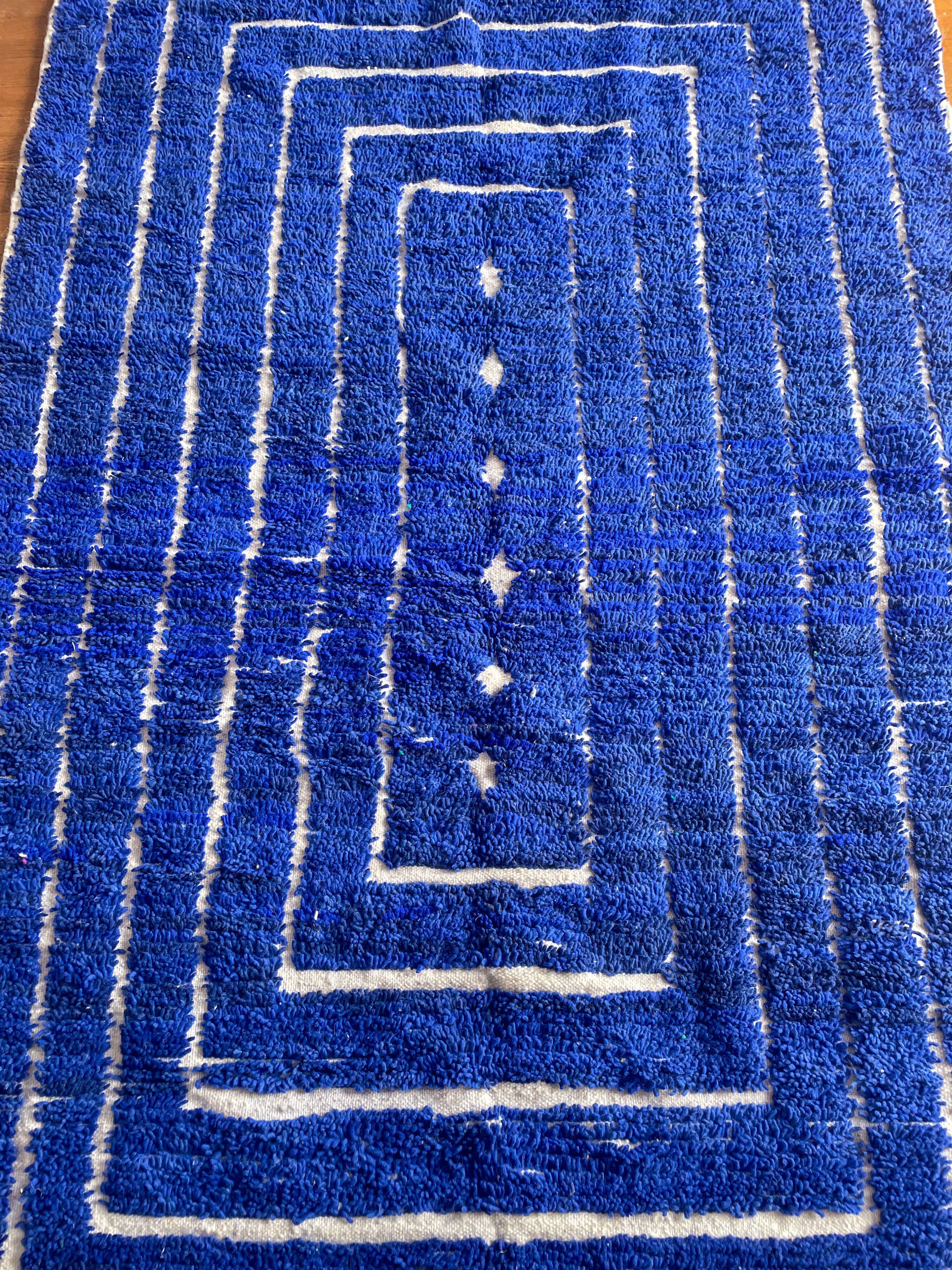 Klein blue Berber Moroccan carpet with reliefs