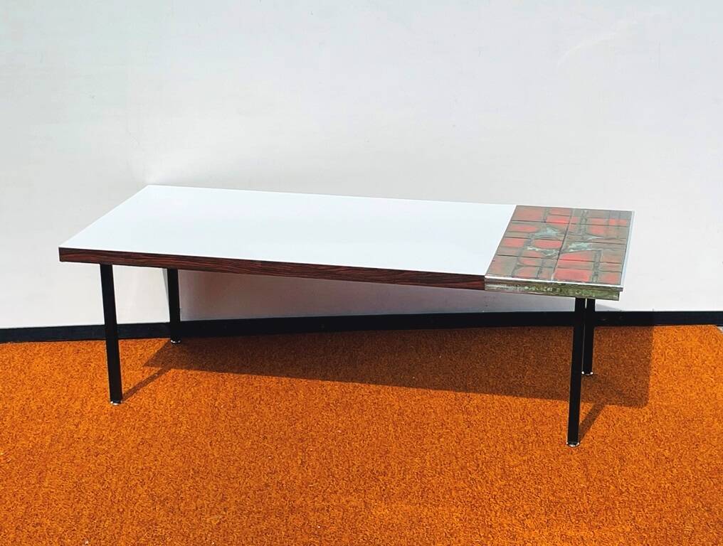 'Lava' coffee table. Vintage 60s.