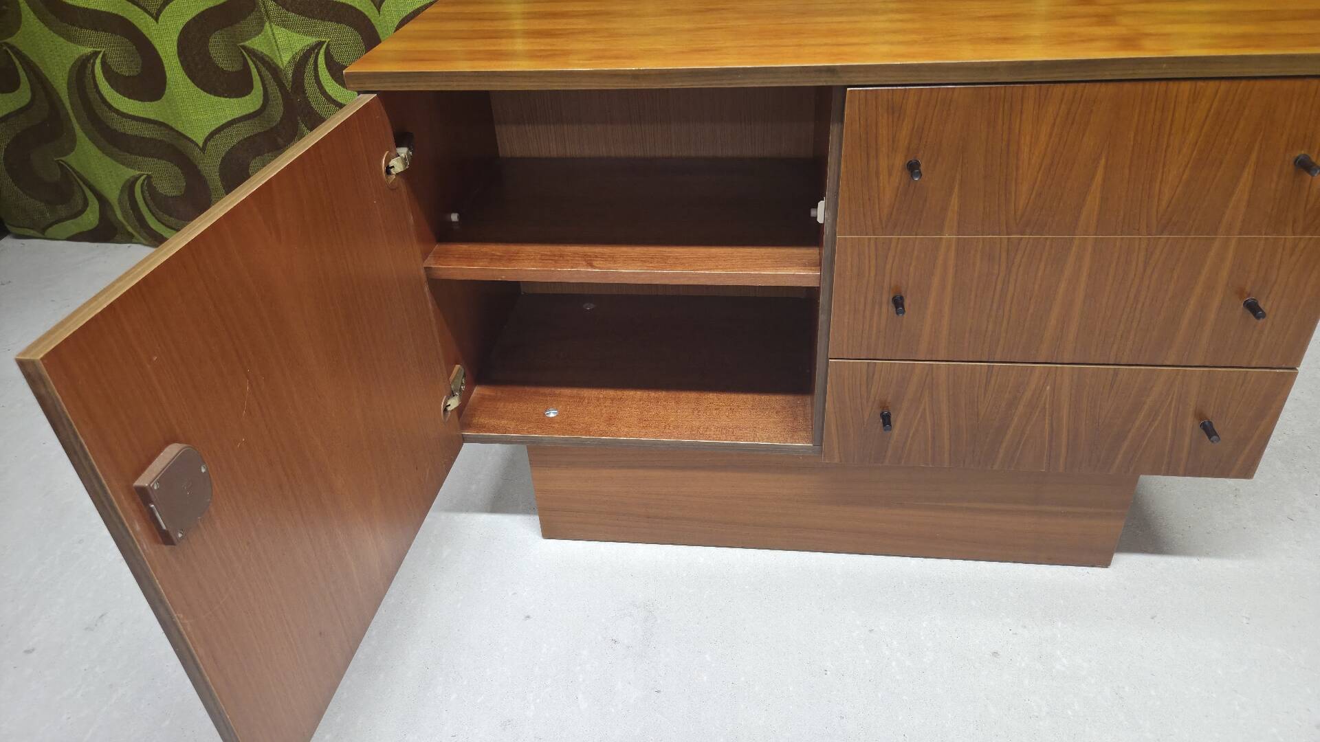 Vintage 1970s teak enfilade
