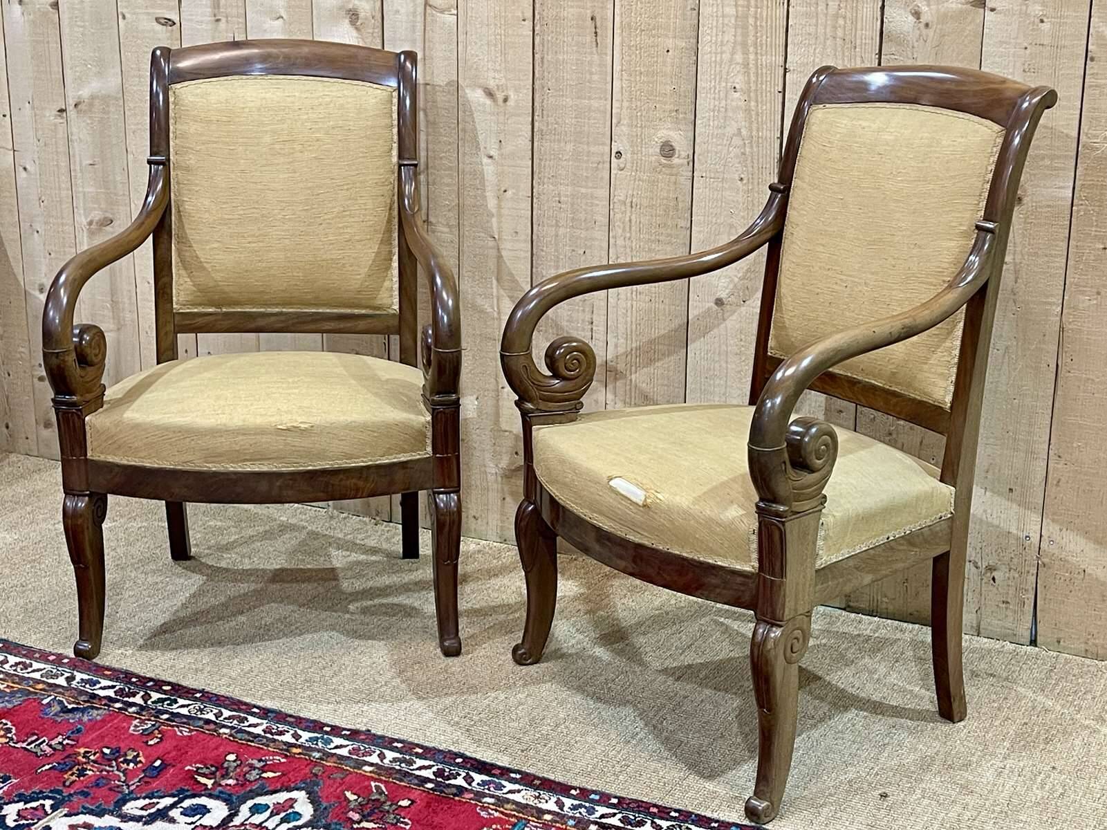 Pair of Restoration armchairs in mahogany from the end of the 19th century (fabric defects)