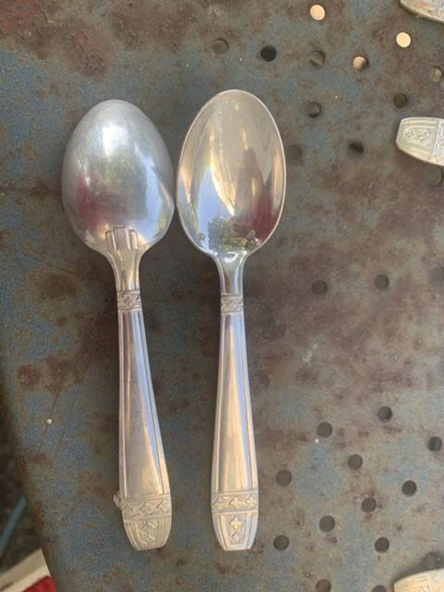 Cutlery set consisting of 49 pieces in silver metal, antique and collector's item
