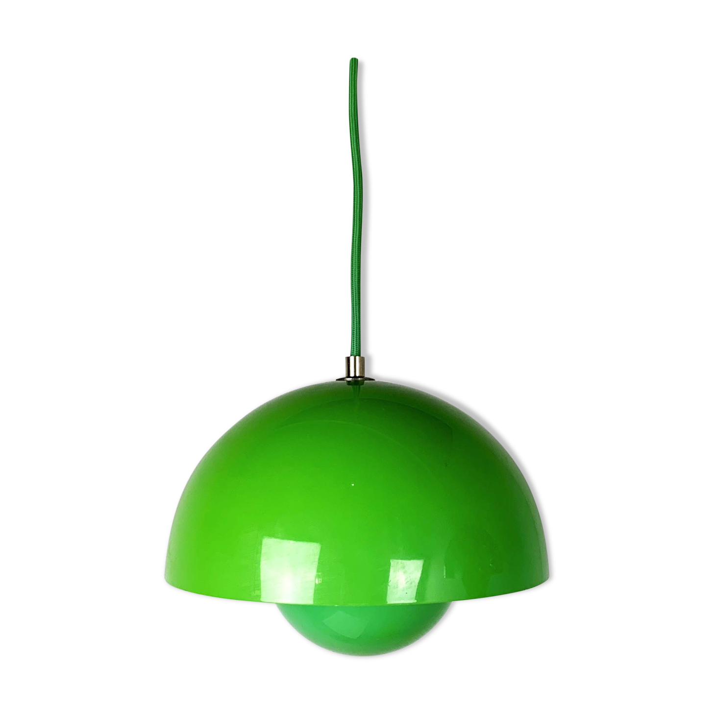 Green flowerpot hanging lamp by Verner Panton