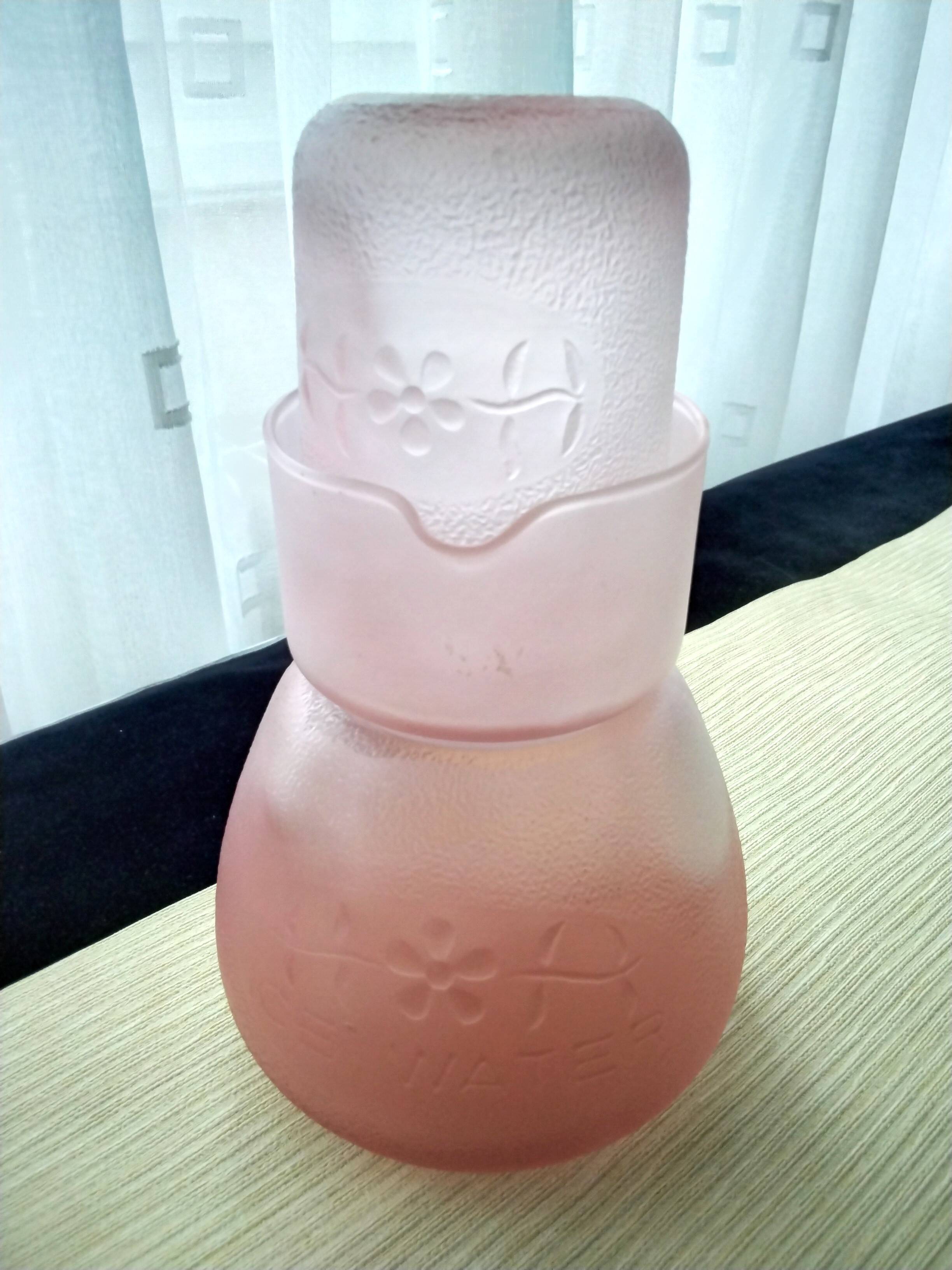 Frosted glass night servant