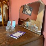 Bevelled mirror