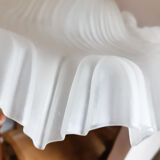 Suspension in frosted white opaline