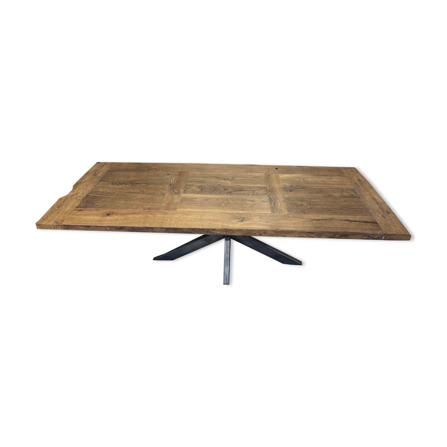 Table solid centenary firm top with matt black metal foot