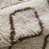 Handmade traditional Beni Ourain rug, size 2.5/2.5 m.