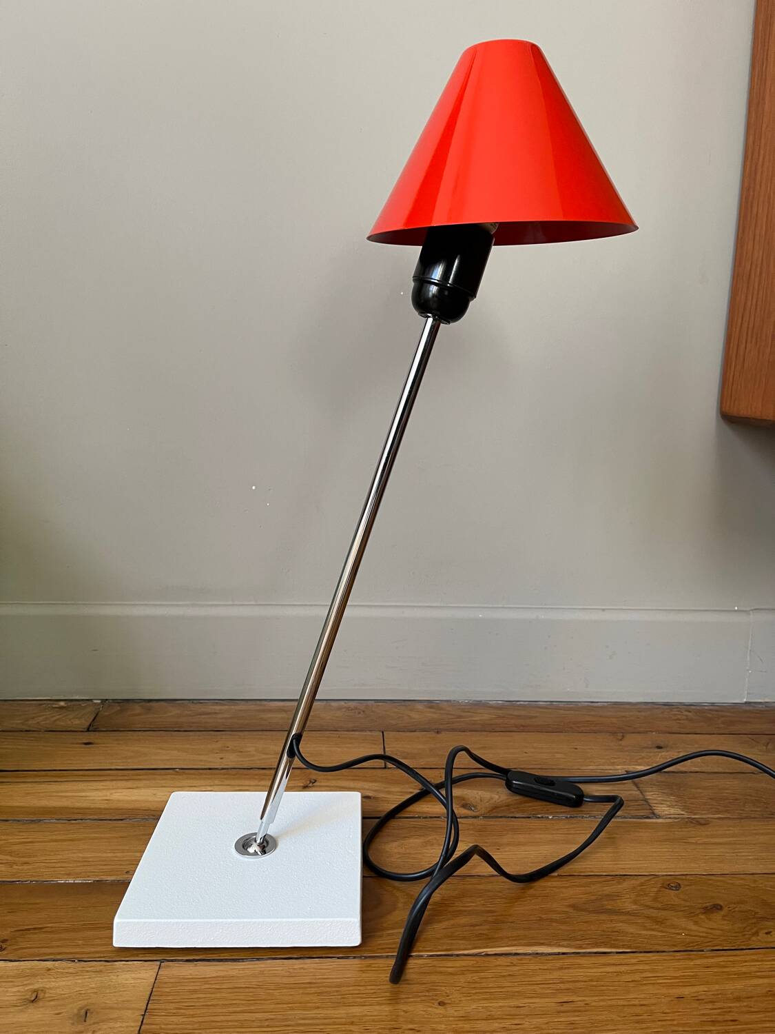 Original Gira lamp for Mobles 114, Spain, 1978