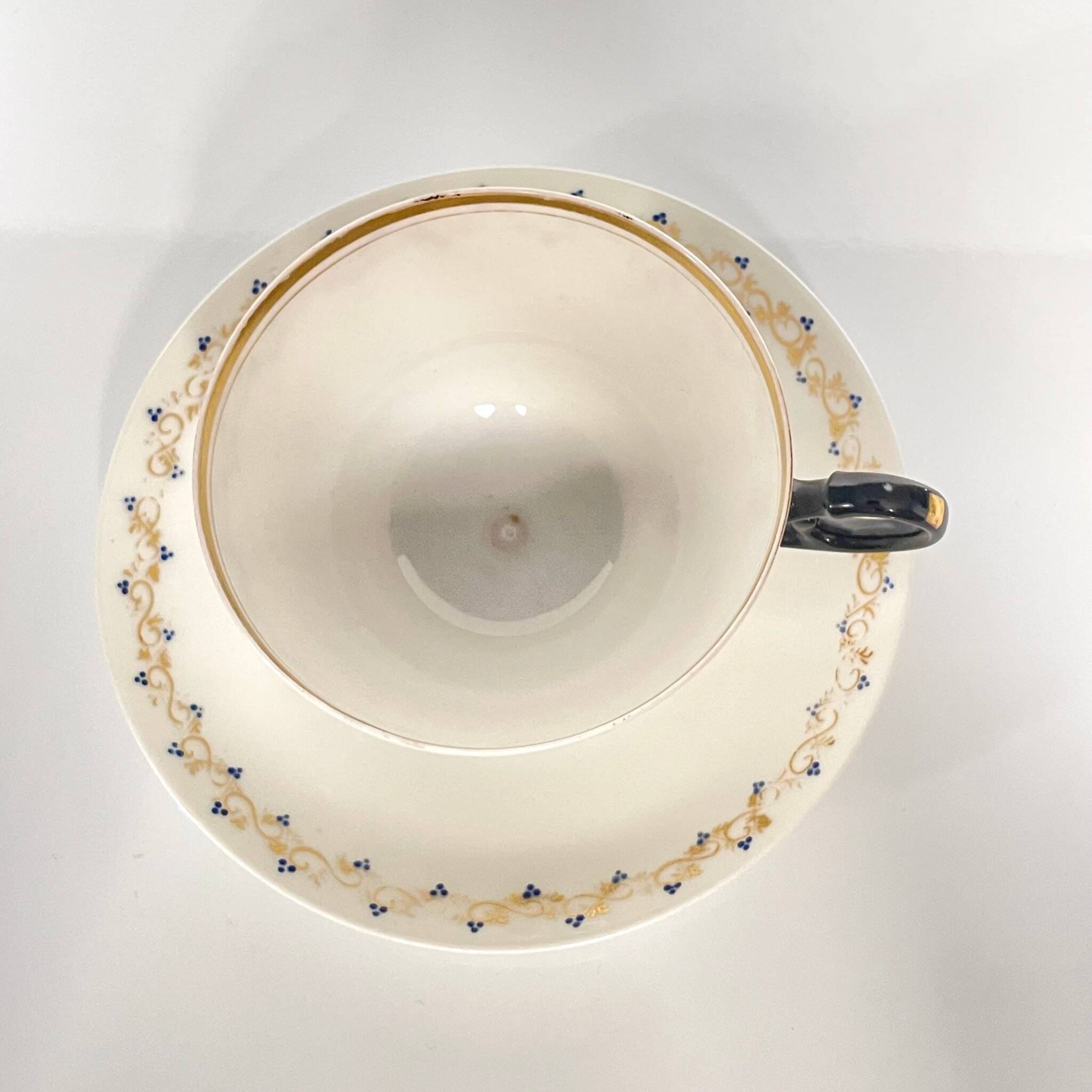 Tasse et sa Sous-Tasse en porcelaine - Vieux Paris - XIXe Siècle