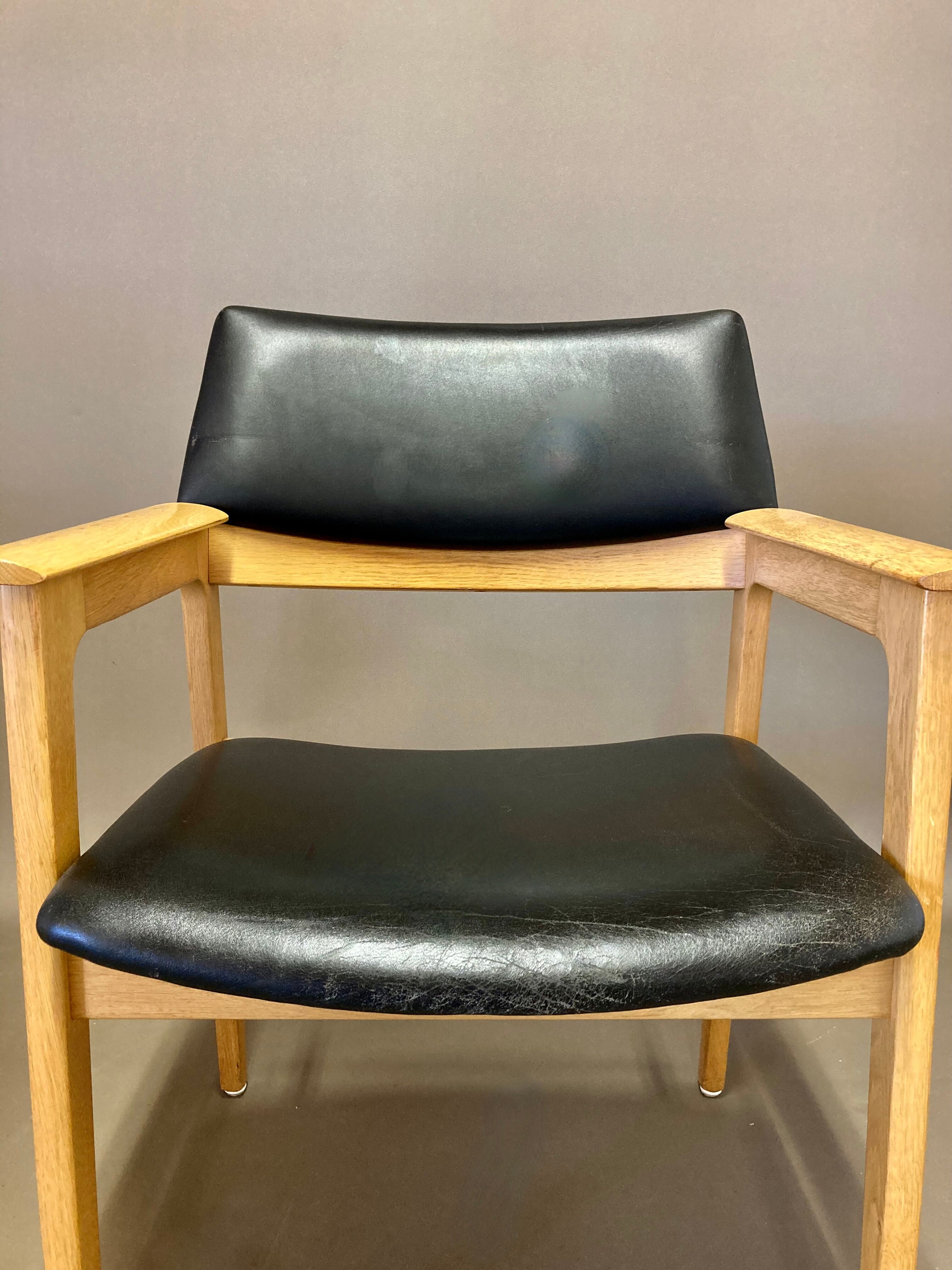 Black leather armchair scandinavian design 1950