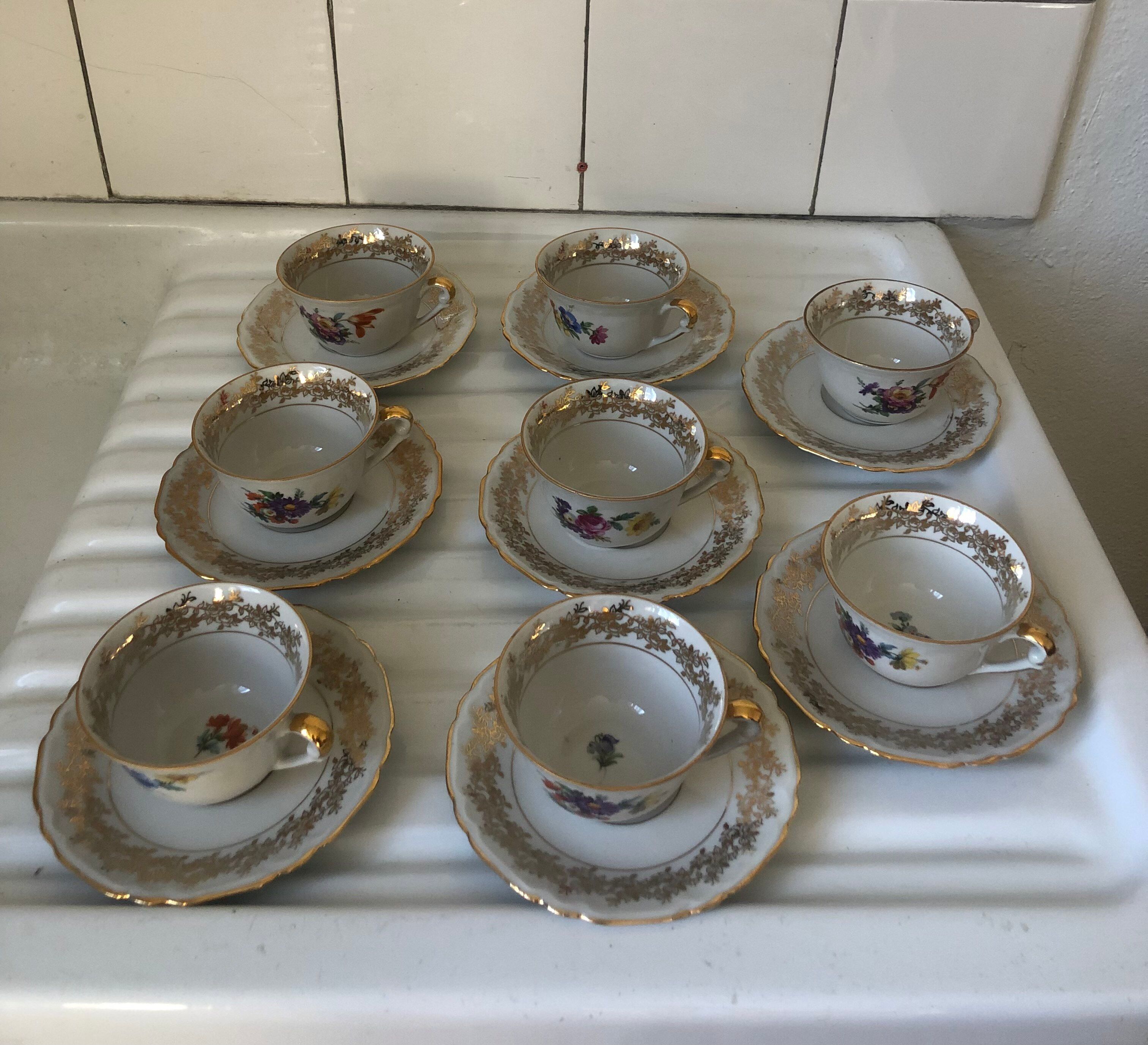 8 coffee cups in 60s floral porcelain