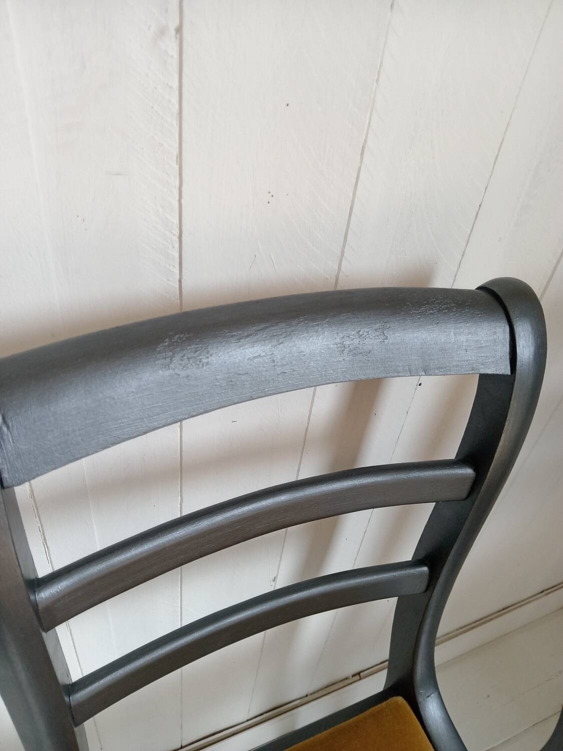 4 velvet seat chairs