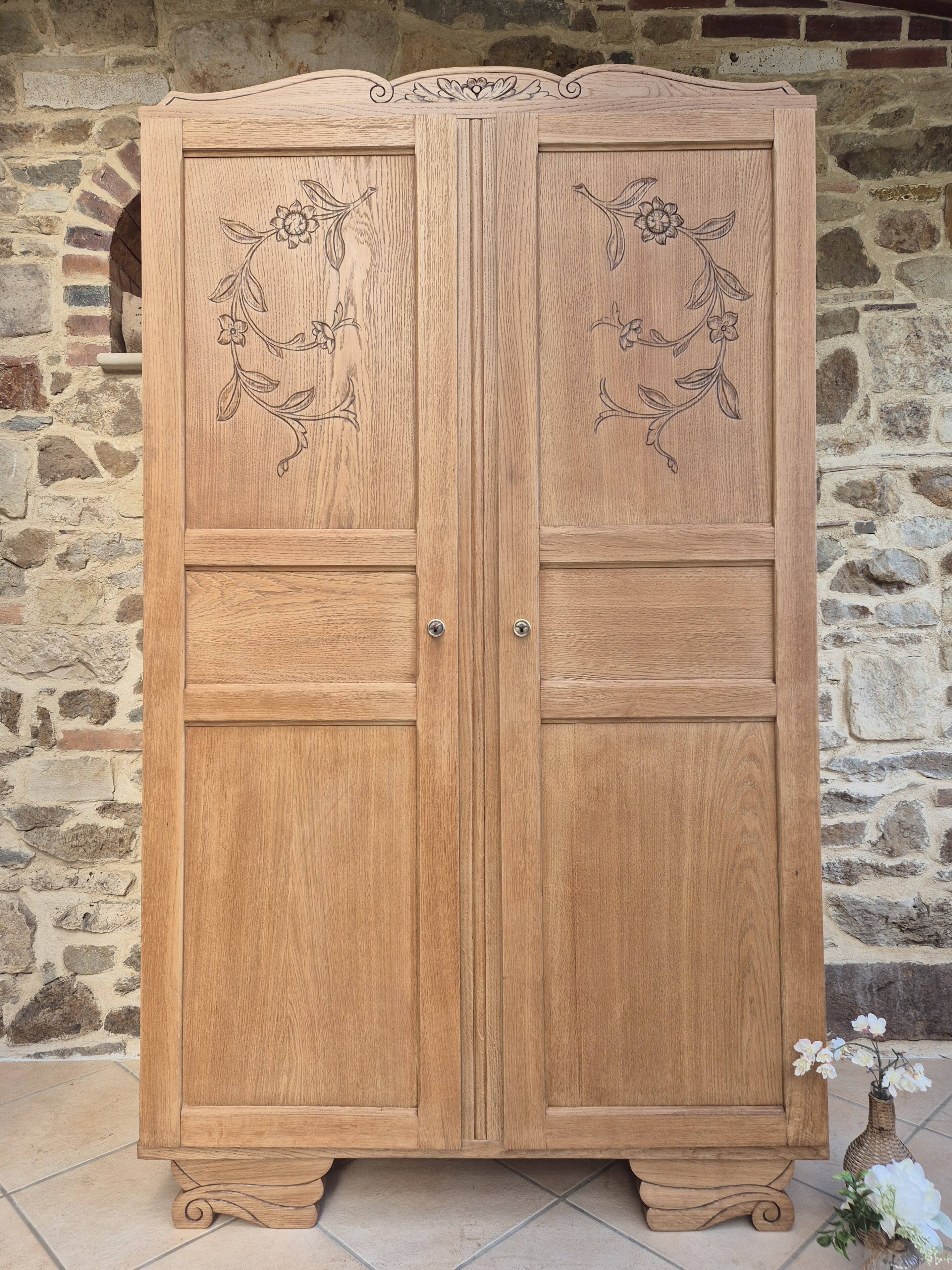 Armoire parisienne art déco