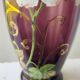 Vase en verre violet émaillé fleurs legras