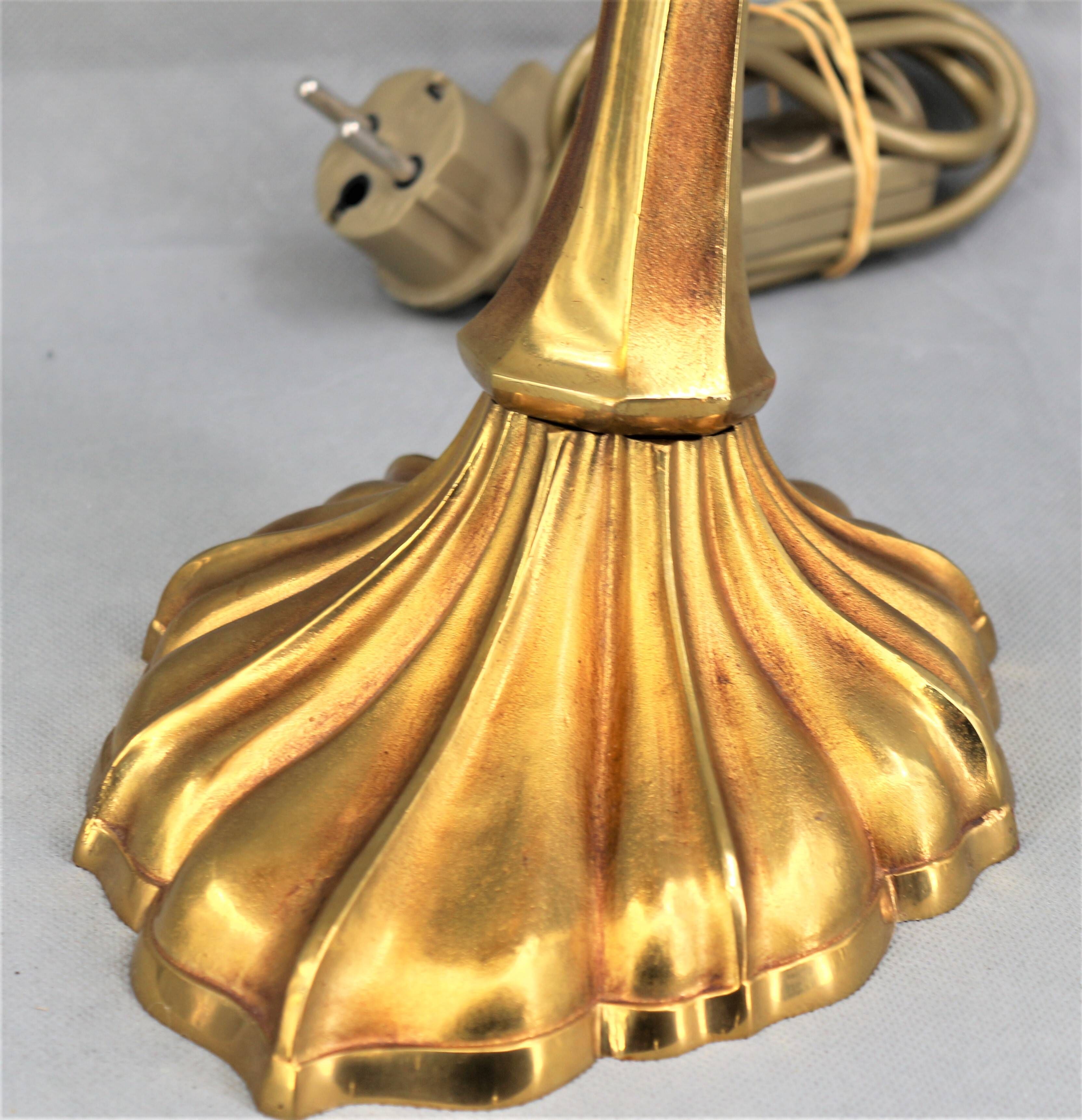 Romantic art-nouveau lamp in glass paste Lucien Gau