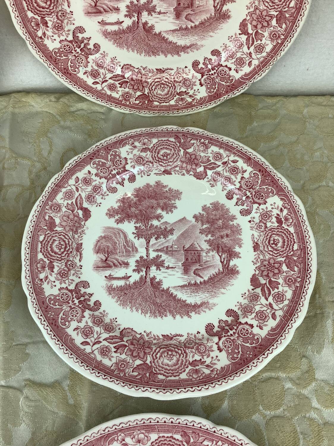6 Old Villeroy and Boch dessert plates