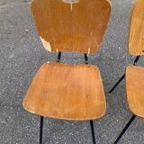 2 chaises d'atelier en bois et acier noir années 1950