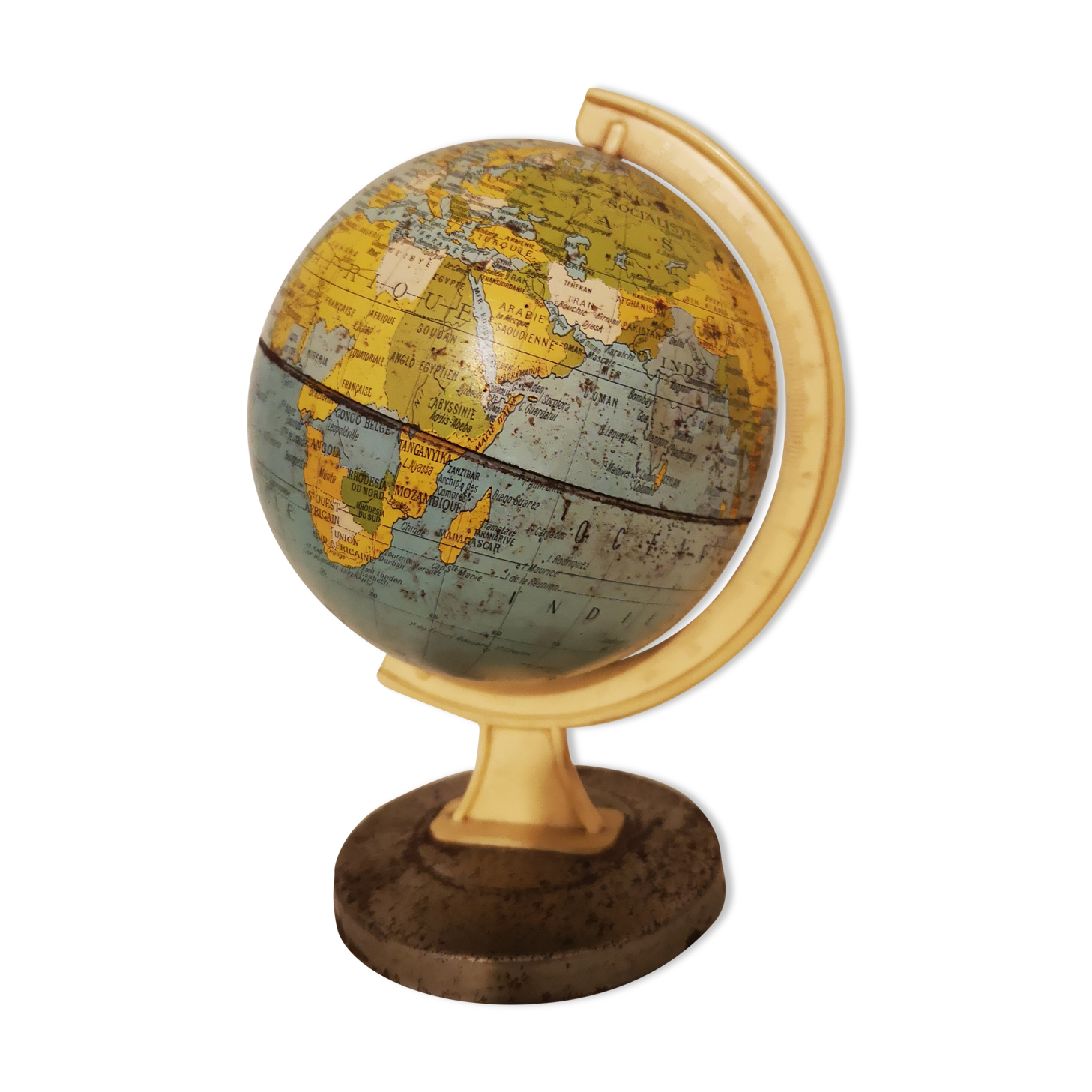 Metal Globe in 50s/60s