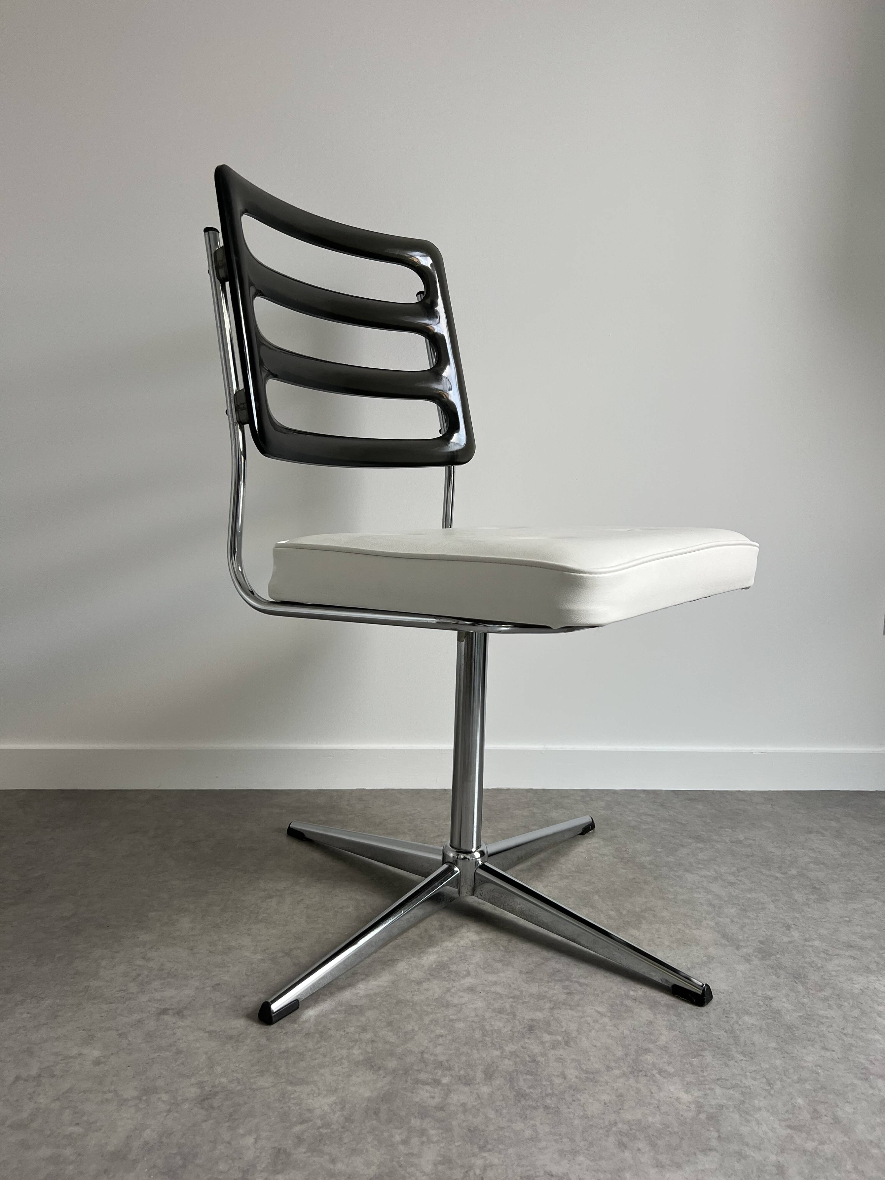 Vintage Space Age Chair