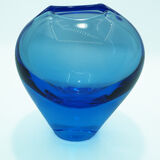 Scandinavian vase in cobalt blue glass