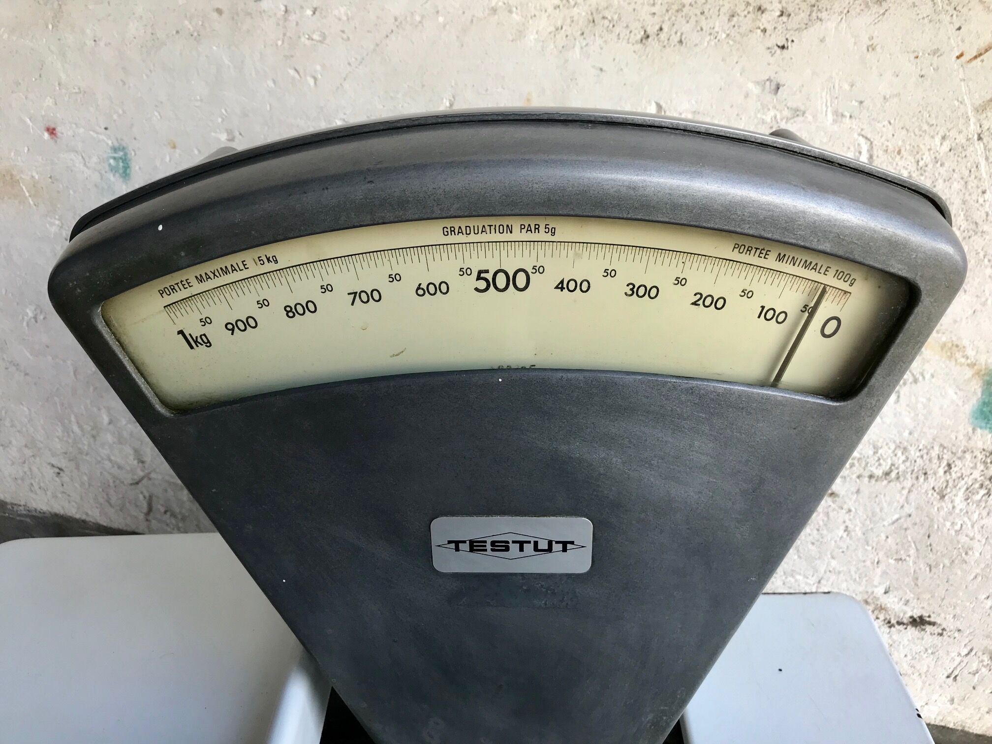 Testut counter scale