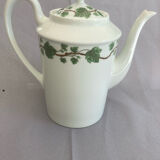 Porcelaine de Paris coffee service